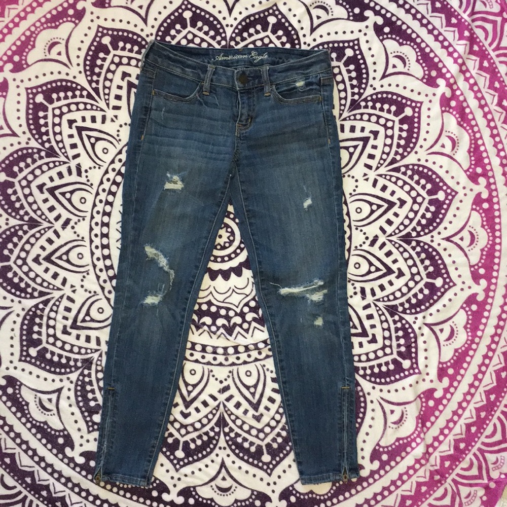 American Eagle ripped jeggings